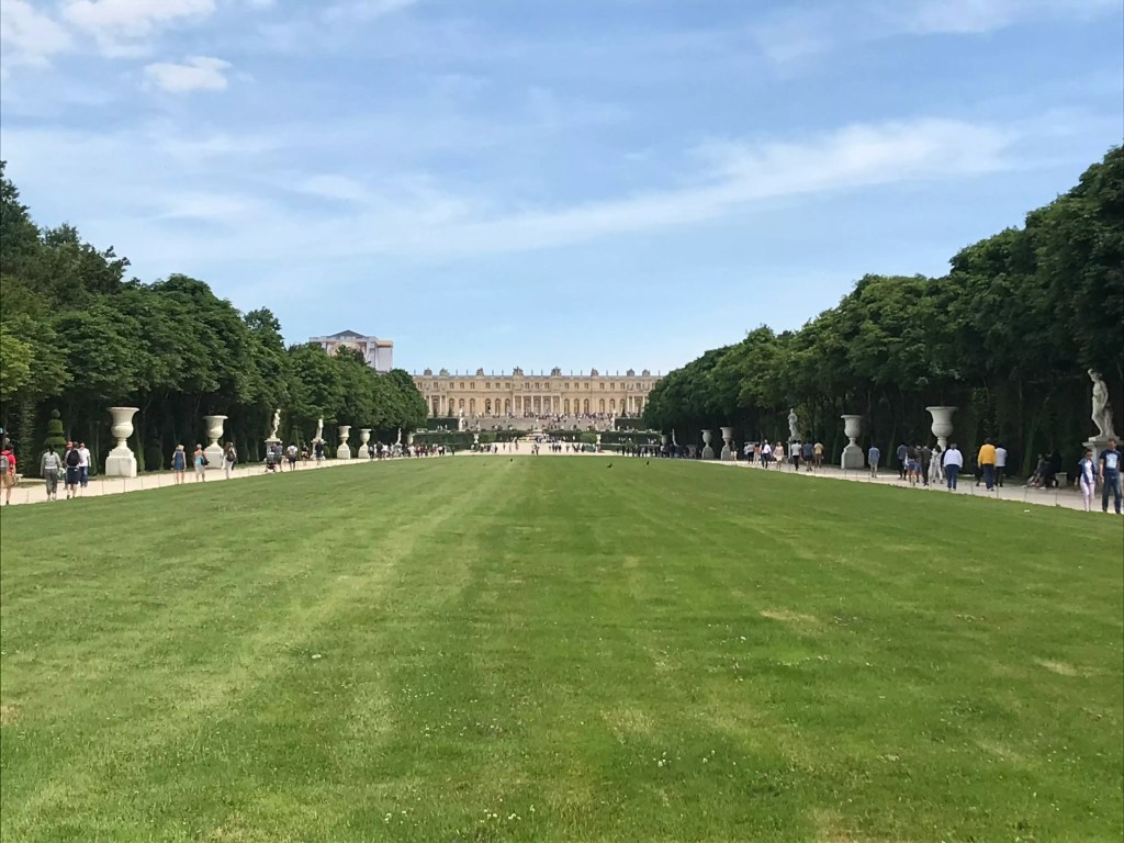 Versailles Palace Gardens, Paris Itinerary and Things To Do