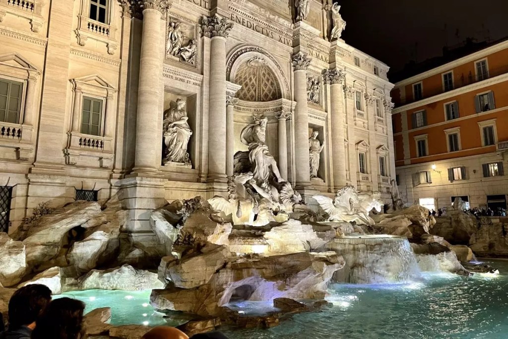Trevi Fountain, Rome Itinerary and Things To Do